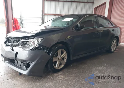 2012 Toyota Camry Se z USA, uszkodzony, nr VIN 4T1BF1FK9CU084270